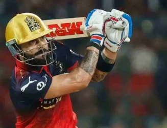 IPL: Virat Kohli scripts history, breaks Rohit Sharma's record to ...