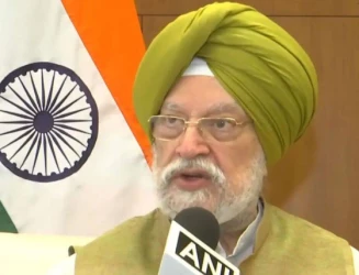 'Serviced vehicles not facing difficulty': Hardeep Puri rejects engine damage claims over E20 fuel