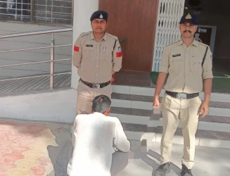 धरमपुरी हत्याकांड का फरार आरोपी गिरफ्तार, सिद्दीकगंज पुलिस ने भेजा जेल