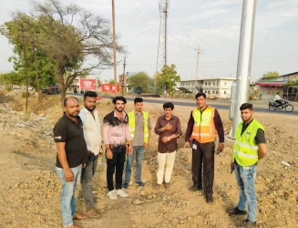 श्रद्धालुओं की सुरक्षा हेतु रोशनी का नया संकल्प : कुर्बेश्वर धाम मार्ग पर हाई मास्क लाइट स्थापित