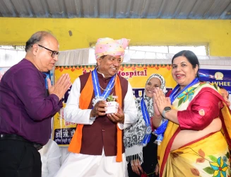 आष्टा में निशुल्क स्वास्थ्य शिविर 465 नागरिकों की जांच दो महिलाओं में स्तन कैंसर की पुष्टि