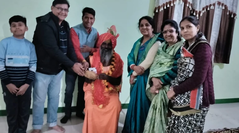 पूज्यश्री हिमालय गुरुदेव की पदयात्रा आष्टा पहुँची भूजल वृद्धि, हरियाली एवं विश्वकल्याण का संदेश