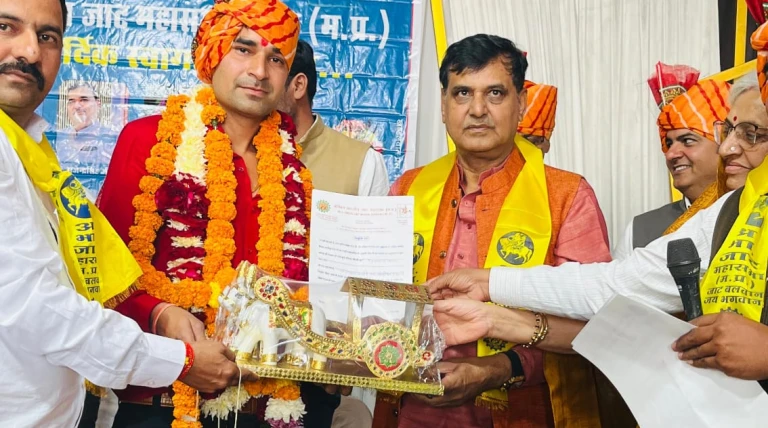 धनंजय जाट बने प्रदेश संगठन मंत्री, प्रदेश अध्यक्ष विलास पटेल एवं राष्ट्रीय सचिव राजेंद्र सिंह पचोर ने सोपा नियुक्ति पत्र