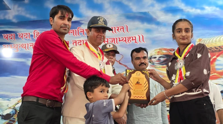 सजग राष्ट्र प्रहरी' सम्मान से सम्मानित हुई साक्षी जाट