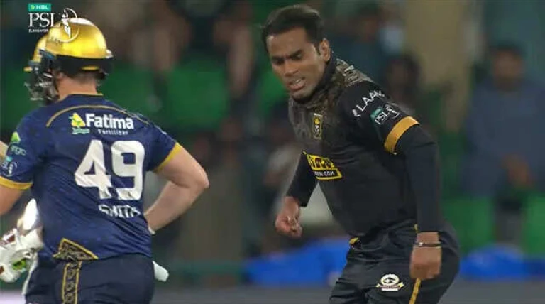 Drama in PSL! Steve Smith smashes bat in dressing room after fiery send-off