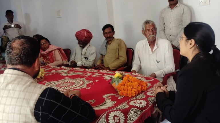 ---  ग्राम जगमालपुर में विधिक साक्षरता शिविर का आयोजन, ग्रामीणों को मिली कानूनी जानकारी