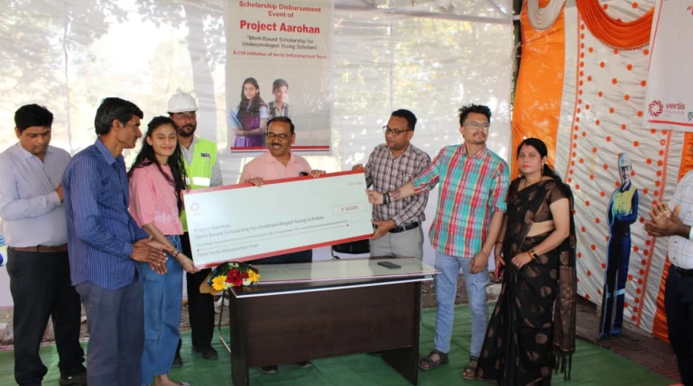 आरोहण स्कॉलरशिप” से मेधावी बच्चों को मिला शिक्षा का मजबूत संबल