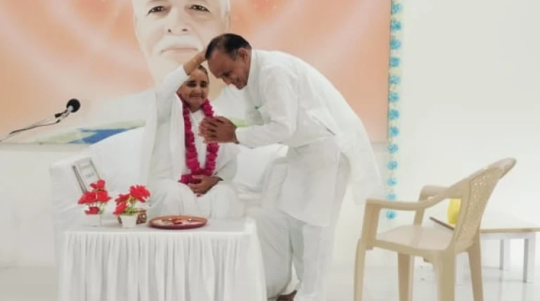 सनातन संस्कृति और आधुनिकता के बीच संतुलन जरूरी ब्रह्माकुमारी कुसुम दीदी