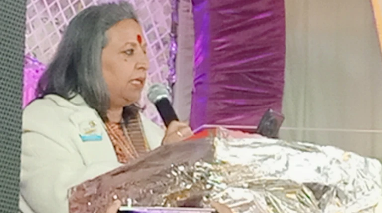 इन्हरव्हिल क्लब 304  आष्टा में हुई वार्षिक बैठक चेयरमेन विभासिह हुई शामिल